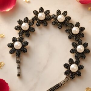 The Sovereign Vintage Peral And Black Spinel Daisy Chain Bracelet-Black Rhodium Finish