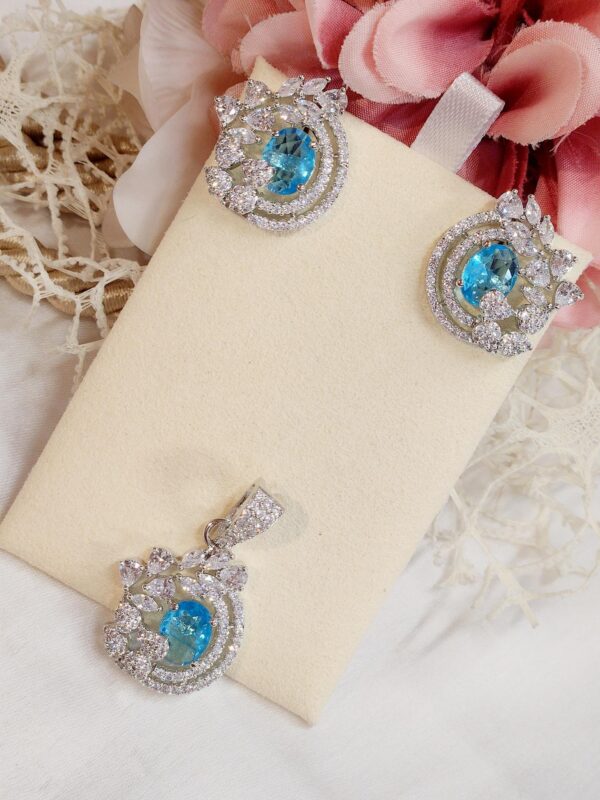 Aqua Blue Berry Pendant Set