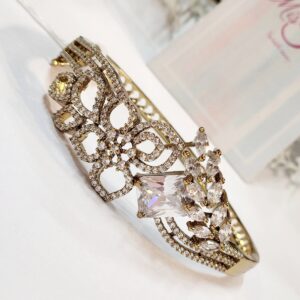 Twinkle Trail Diamond Look Bracelet- Antique Finish