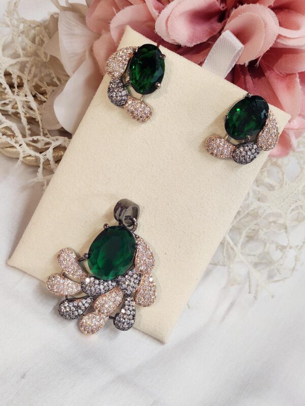 pendant set