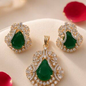 Majestic Emerald Gemstone Teardrop Pendant Set-Gold Finish