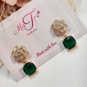 Vintage Emerald Green Crystal Earrings
