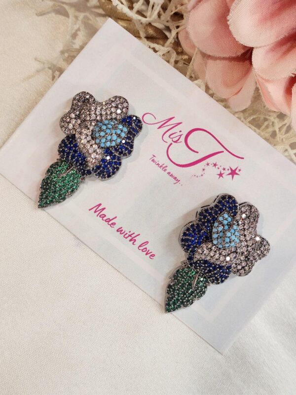 Firoza Sapphire Emerald Flower Studs