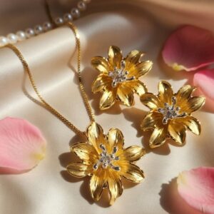 Bloom Pleasure Pendant Set