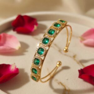 Emerald Essential Kada Bracelet