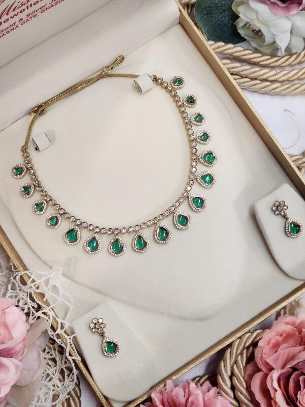 Emerald Green Moissanite Choker