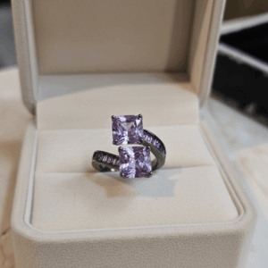 Lavender Fields Solitaire Finger Ring - Black Finish