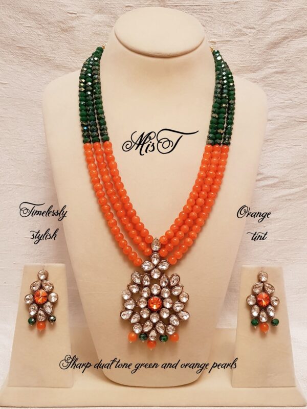 Signature half and half neckpiece - Image 7