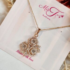 Sweet Aura Roses Pendant Necklace Chain