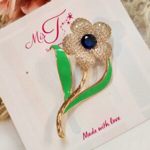 Blossom Mesmerizing Brooch Pin Party Wear Gilded Brass