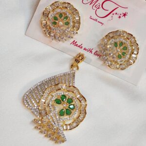 Meadow Flora Emerald Green Pendant set - Golden Finish