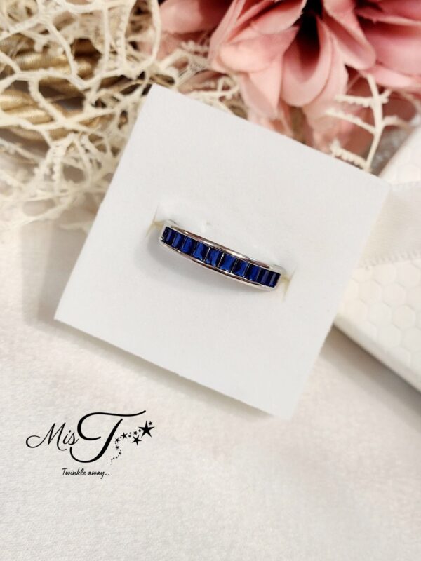 Sapphire Blue Band Ring