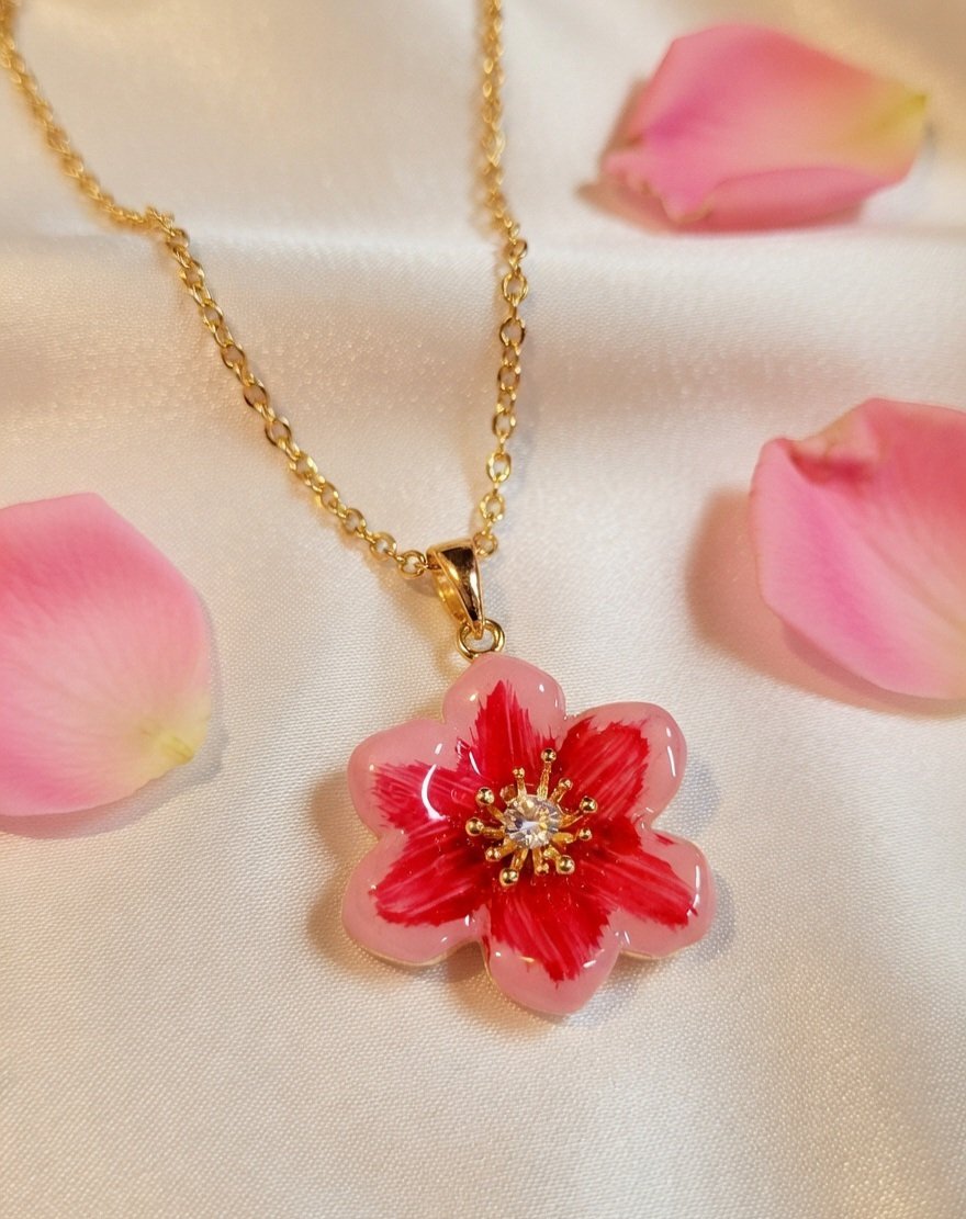 Chic Simplicity Enamel Floral Gold Plated Pendant Chain