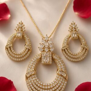 The Luminary Crown All-Diamond Oval Pendant-Gold Finish