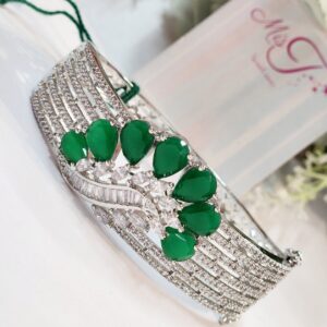 Noor Luxe Emerlad Greeb kada - Platinum Finish