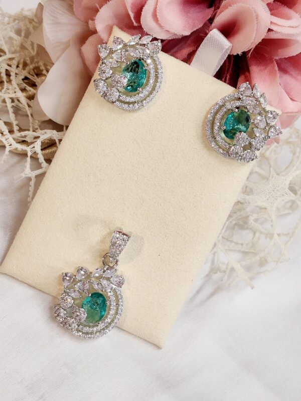 Fusion Green Pendant Set