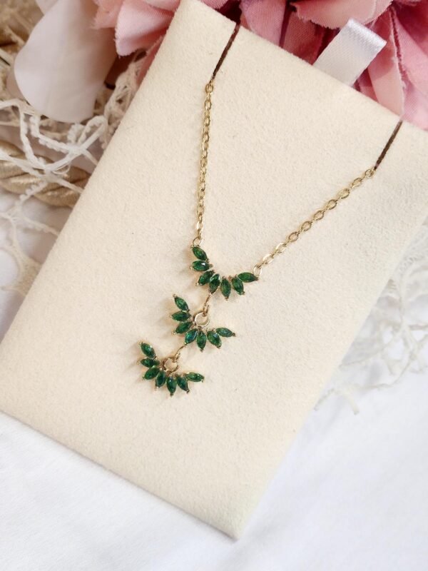 Fire Flies Emerald Anti Tarnish Pendant set