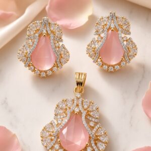 The Sovereign Rose Quartz Pear-Cut Pendant And Studs-Gold Finish