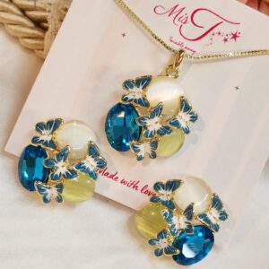 Monalisa and Pastel Pebbles Pendant Necklace With Earrings