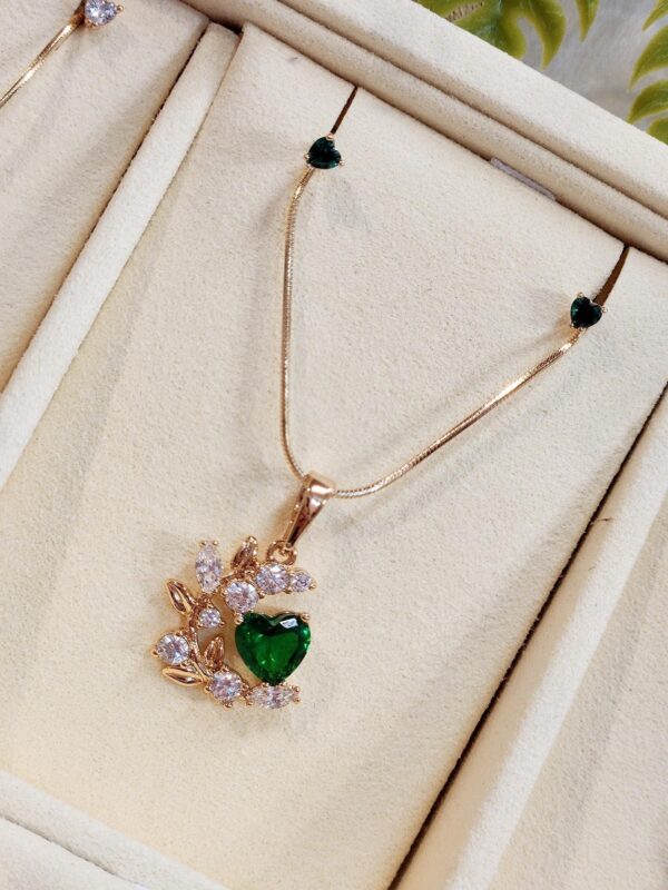 Emerald Green Heart Pendant Set