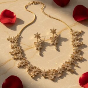 Fine Look Dainty Choker