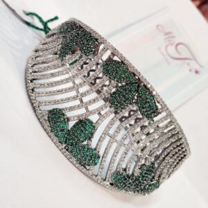 Shimmera Emerald Green Black Finish Side Openable bracelet
