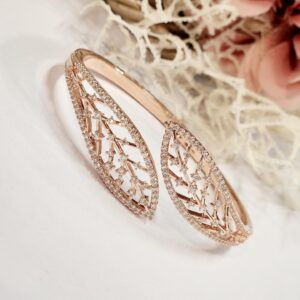 Overlap Leaves Bracelet