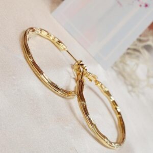 Sleek Fine Look Hoops