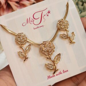 Floral Love That Lingers Gold Plated Pendant Set