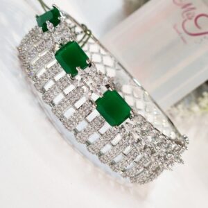 Zarika Matte Emerald Green Royal Bracelet - Platinum Finish