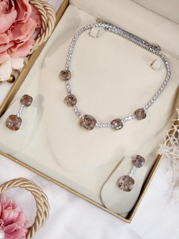 Premium Grey Solitaire Neckpiece