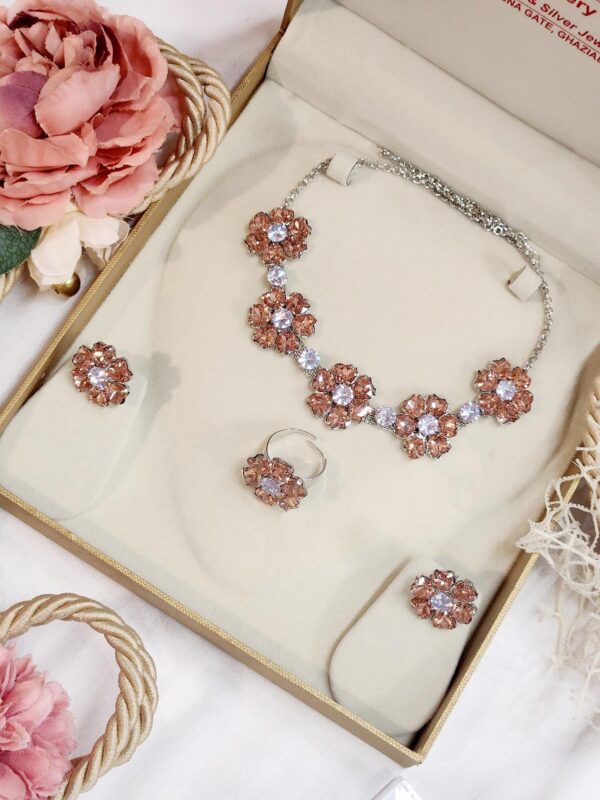 Peach Golden Flower Neckpiece
