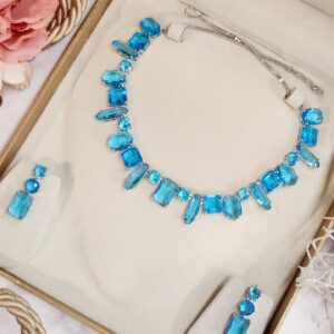 Aqua Blue Icicle Neckpiece