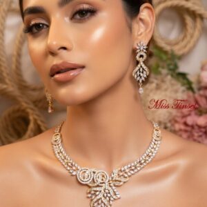 Diamond Look Choker Set