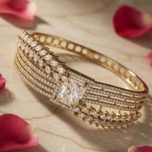 Angelic Solitaire Diamond Look Bracelet- Antique Finish