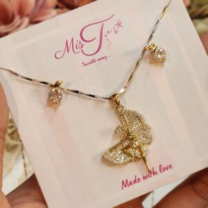 Gentle Cat Pendant Chain