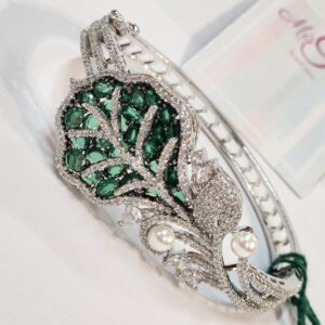 Rose quartz emerald green platinum bracelet