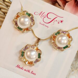 Enchanted Multi Pearl Bloom Pendant with Earrings