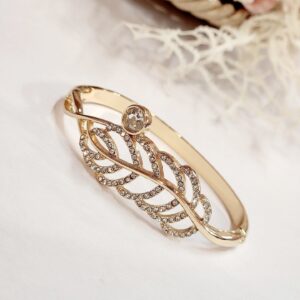 Feather Bracelet size 2.2