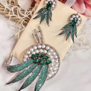 Pendant set