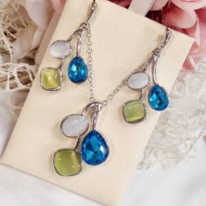 Pendant set