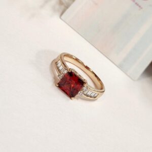 Square Solitaire Red Ring (size 7)