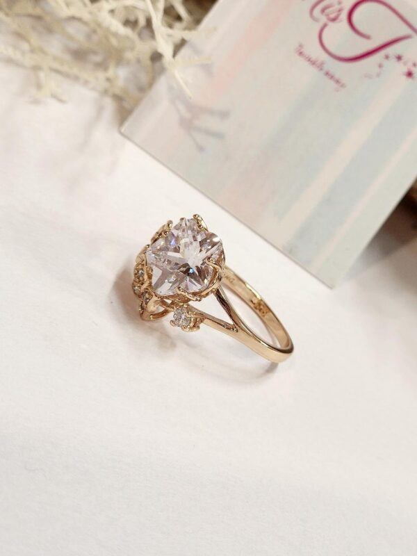 Golden Glamour Ring (size 7) - Image 2