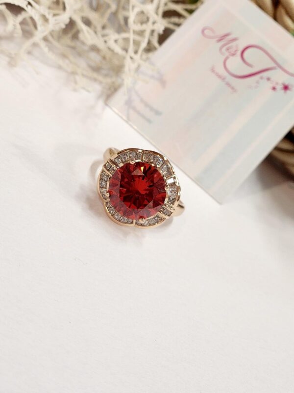 Large Solitaire Red Ring (size 9)