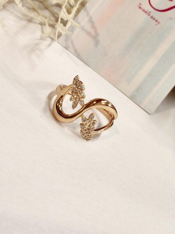 Infinity Style Ring (Adjustable)