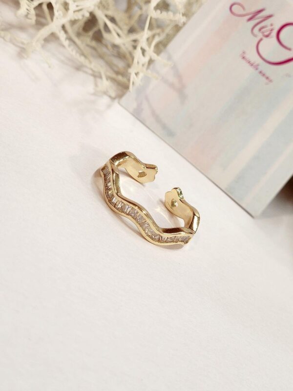 Wave Baguette Ring (Adjustable)