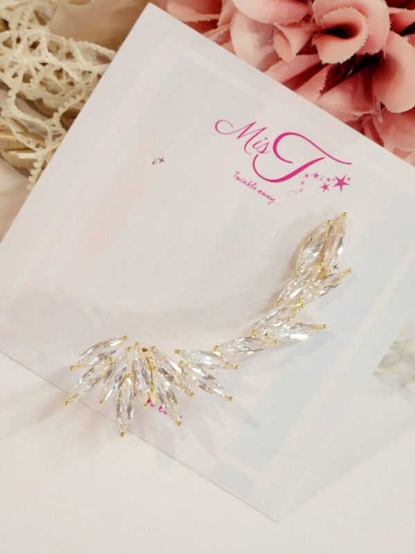 Earcuff