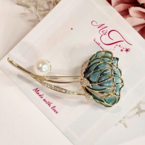 Shaded Green Stem Flower Broach