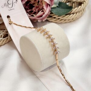 Dainty Boat Shape Tints Bracelet