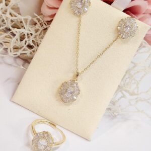 Majestic Solitaire Pendant Set With Ring